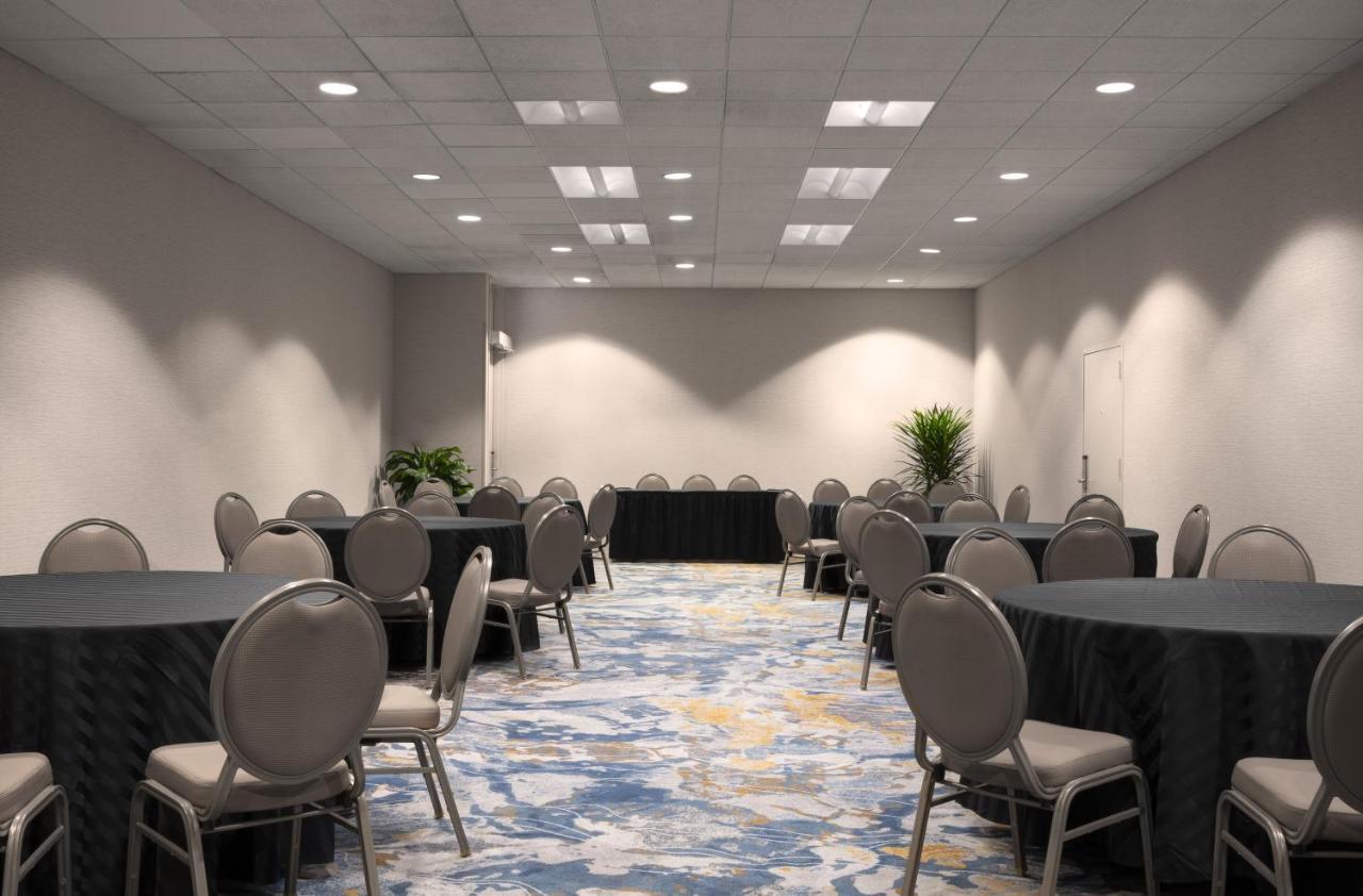 Voco Chicago Downtown - Riverwalk By Ihg Εξωτερικό φωτογραφία