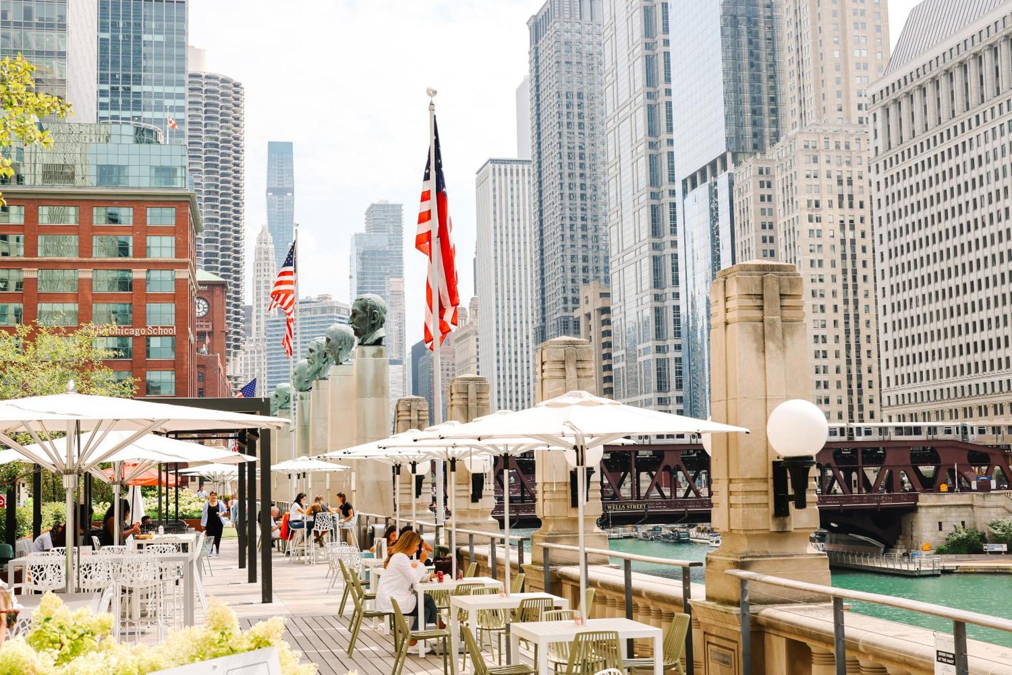 Voco Chicago Downtown - Riverwalk By Ihg Εξωτερικό φωτογραφία