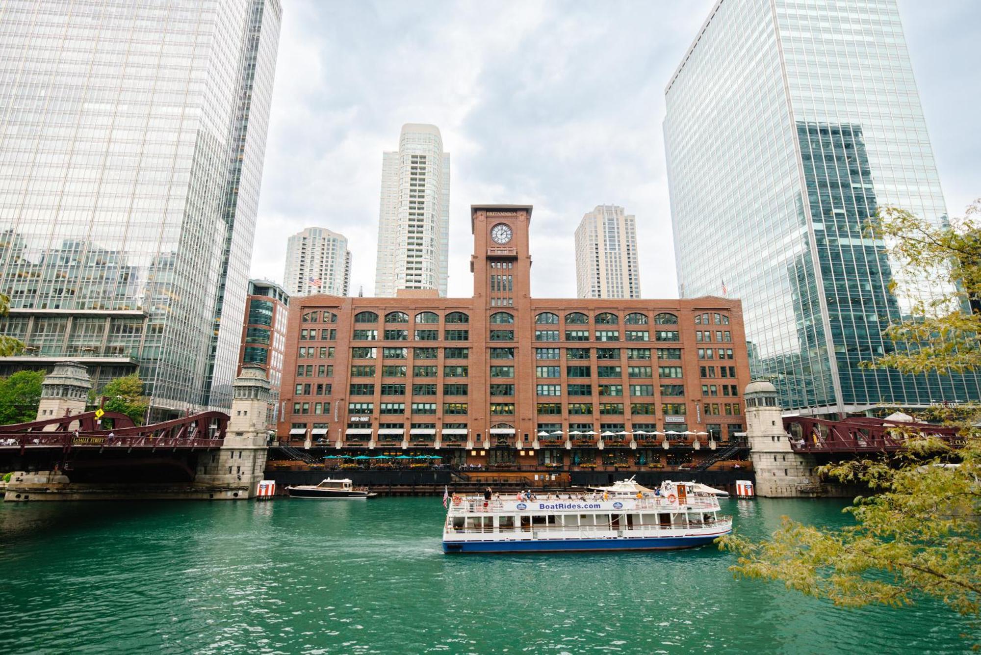 Voco Chicago Downtown - Riverwalk By Ihg Εξωτερικό φωτογραφία